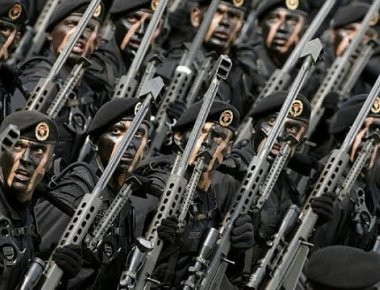 Βίντεο: Οι δέκα πιο ισχυροί Στρατοί στον κόσμο